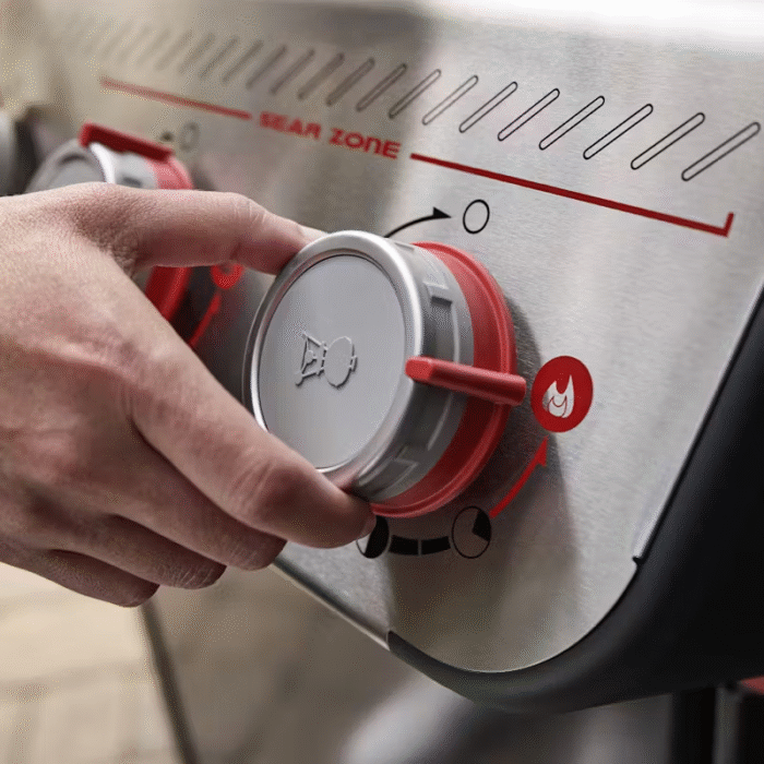 Spirit® EP-325 Gas Grill (Liquid Propane) - Image 4