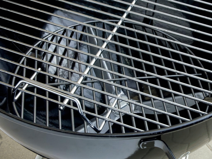 Original Kettle Charcoal Grill 22" - Image 5